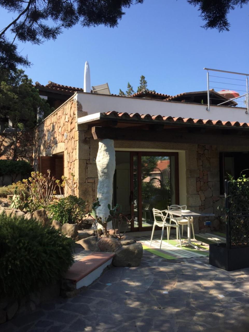 Geco Di Giada Art Suites - Adult Only Porto Rotondo Exterior foto
