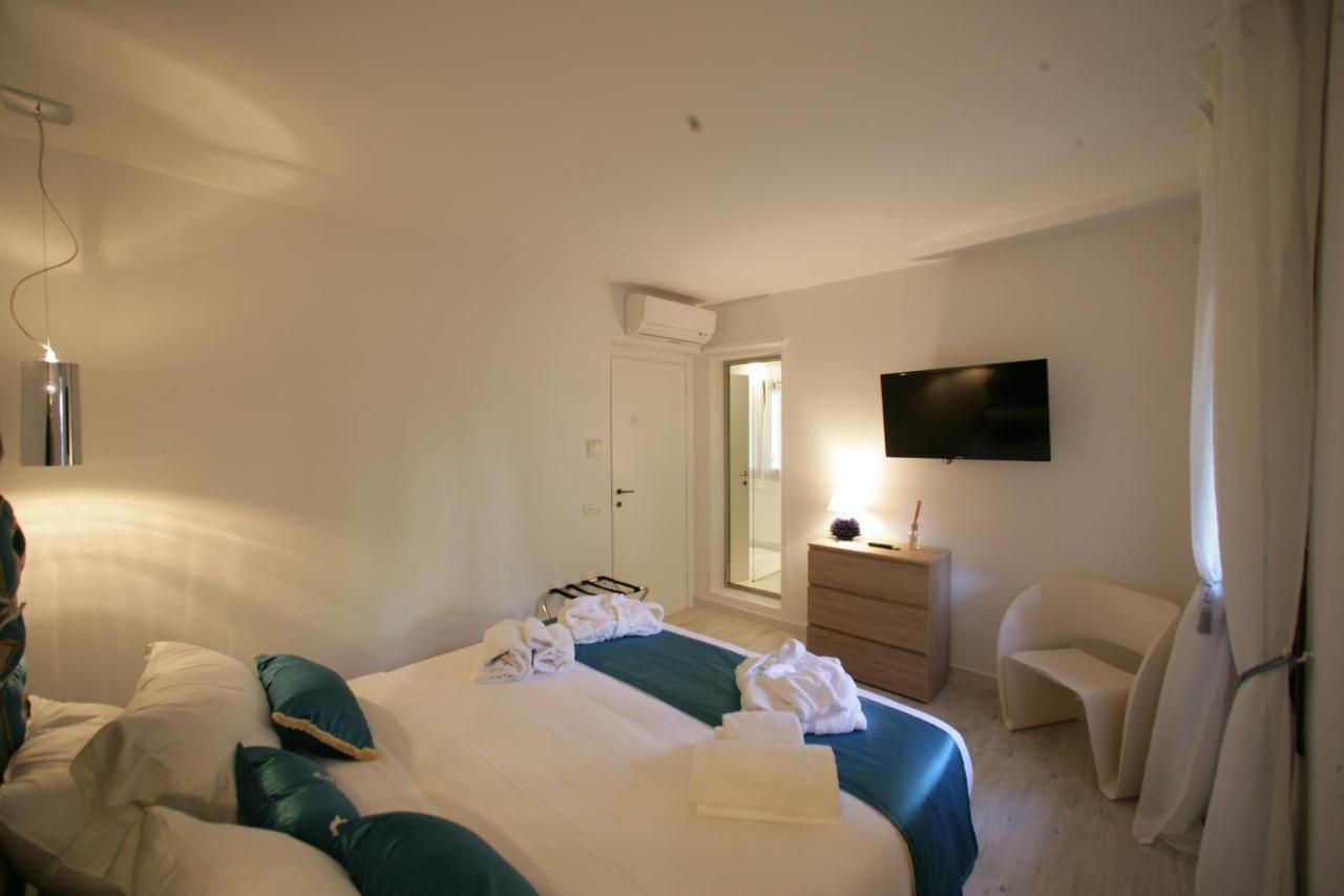 Geco Di Giada Art Suites - Adult Only Porto Rotondo Exterior foto