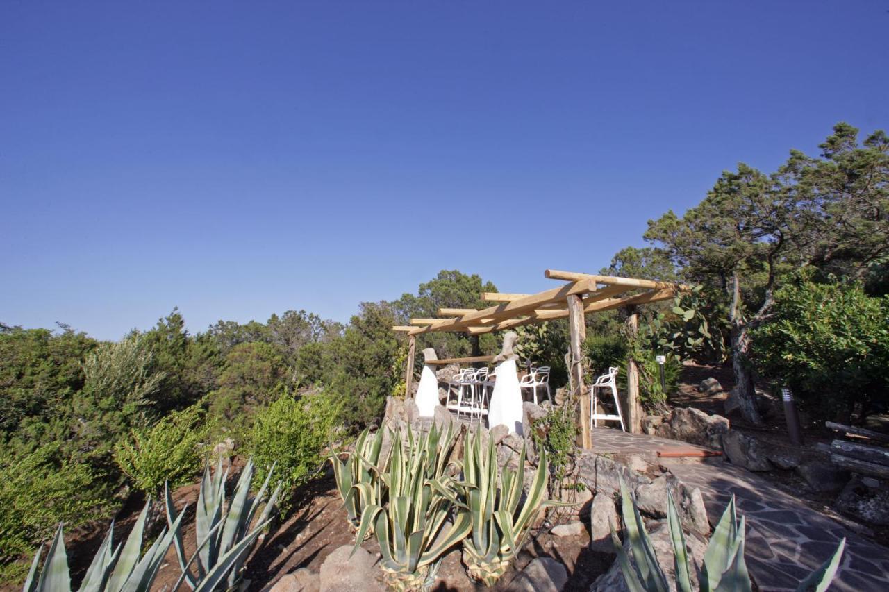 Geco Di Giada Art Suites - Adult Only Porto Rotondo Exterior foto